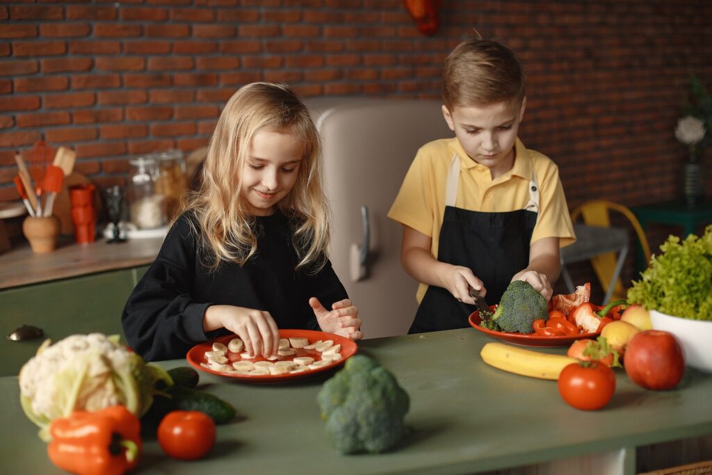 Dziecko w kuchni czyli kilka zalet wspólnego gotowania