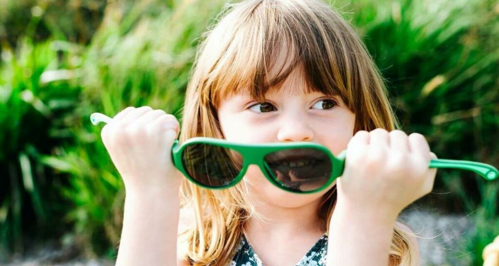 Zabawa bez ograniczeń: lekkie okulary przeciwsłoneczne dla dzieci pełne ochrony